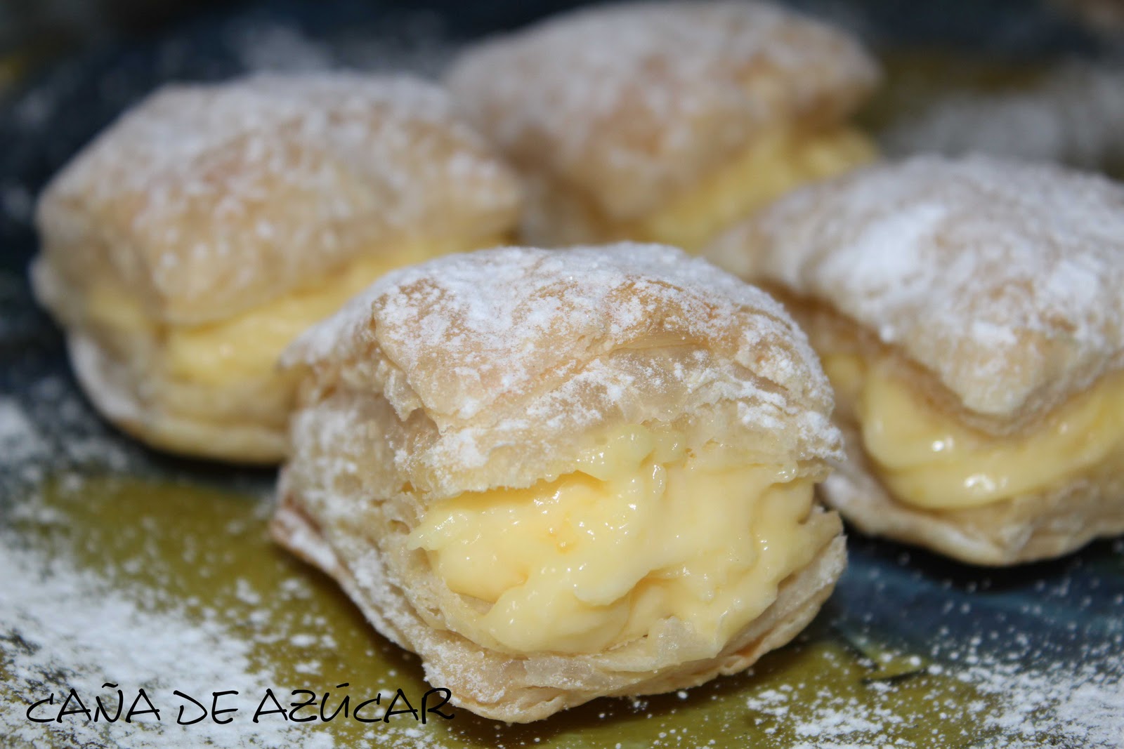 miguelitos de crema